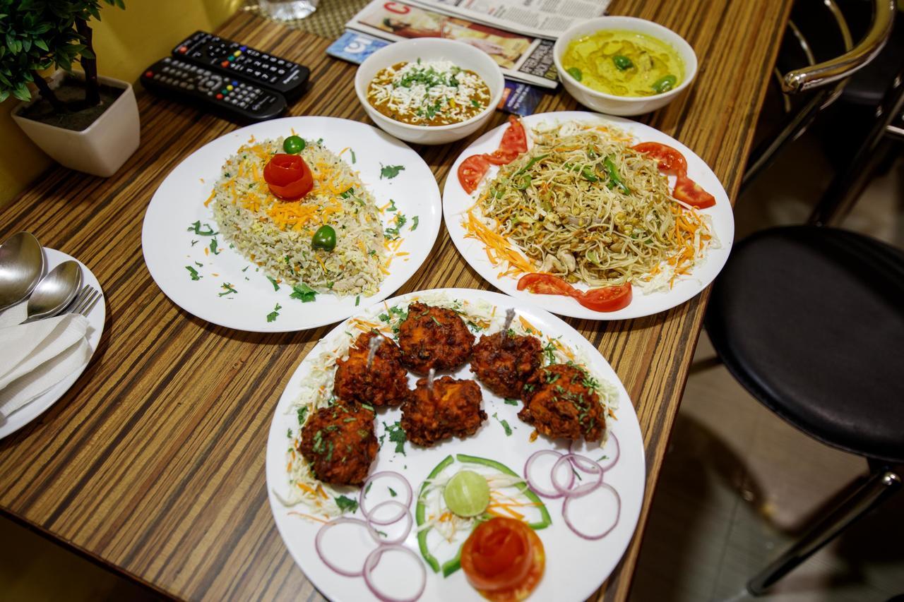 The Silverline Hotel Kolkata Bagian luar foto