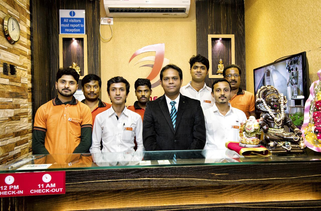 The Silverline Hotel Kolkata Bagian luar foto